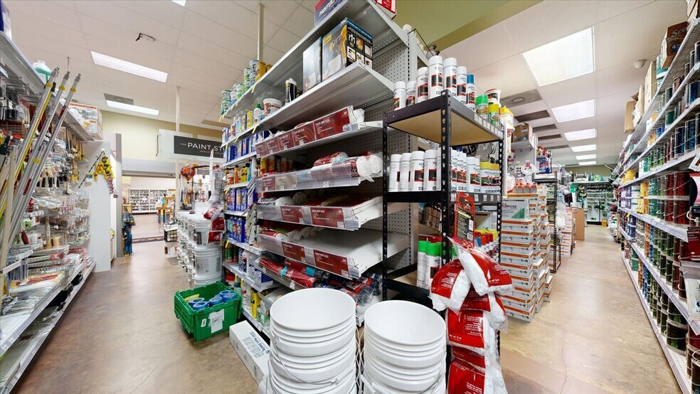 More Photos Of 113 Bo Bo Dr, Crystal Springs Freestanding For Lease