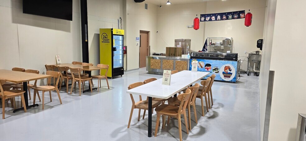 More Photos Of 510 E Anderson Ln, Austin Restaurant For Lease