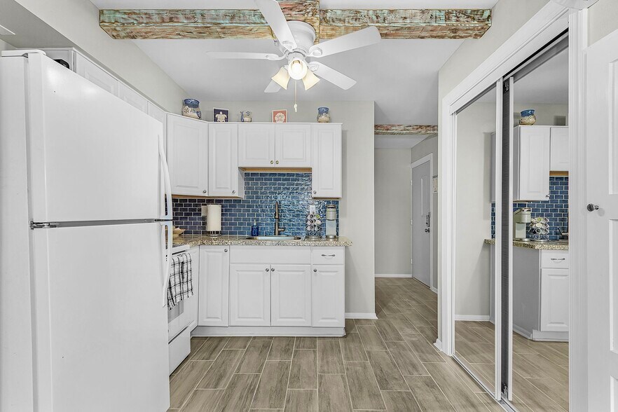 More Photos Of 3226 Stringfellow Rd, Saint James City Apartments For Sale