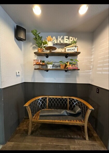 More Photos Of 524 S Dawson St, Meeker General Retail For Sale