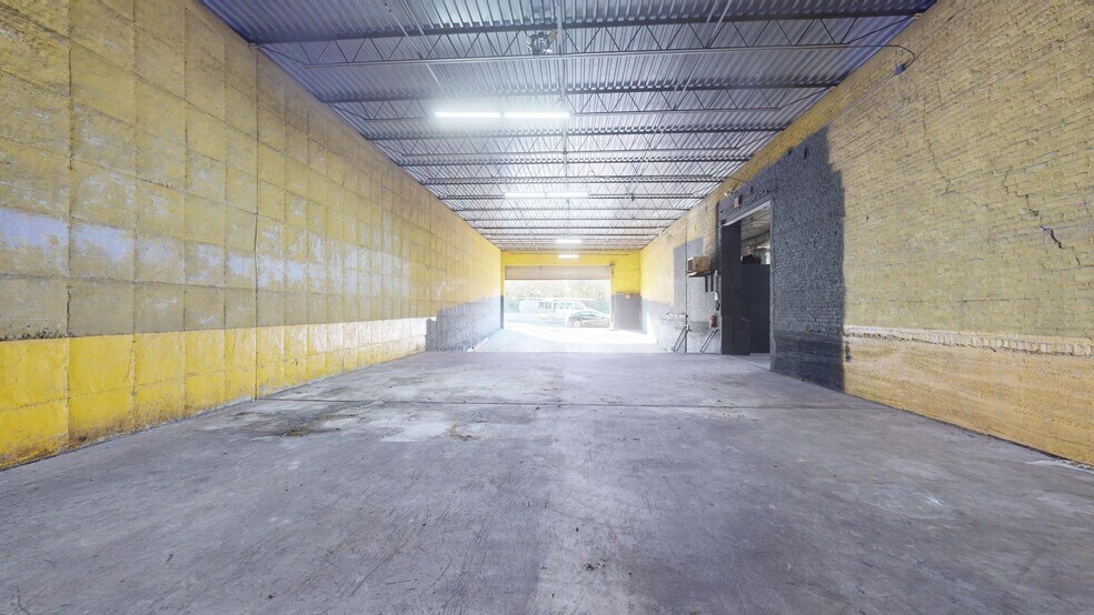More Photos Of 439 20th St, Brooklyn Warehouse For Lease