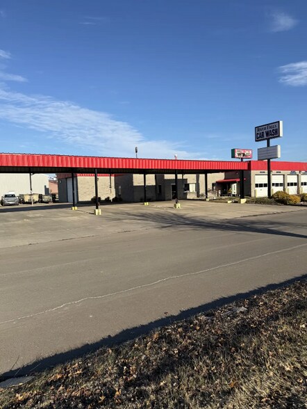 More Photos Of 1422 Vaxter Ave, Clarksville Carwash For Lease