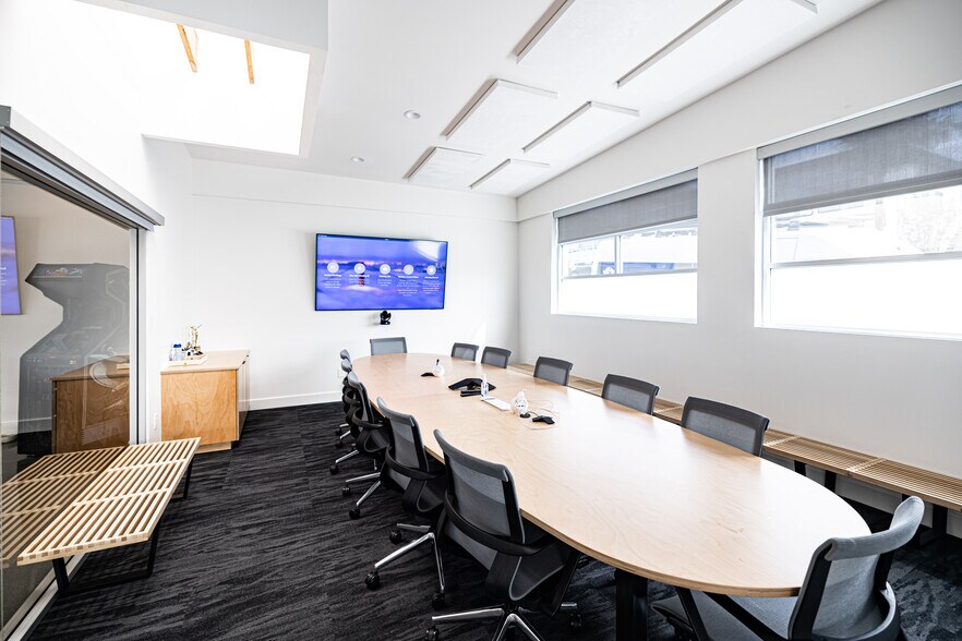 More Photos Of 201 Arena St, El Segundo Office For Lease