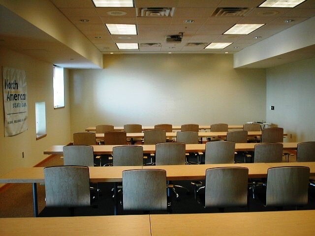 More Photos Of 1001 1st St S, Willmar General Retail For Sale