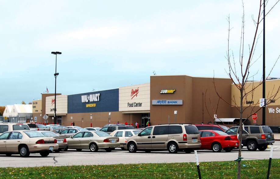 More Photos Of 100-132 George E Phelps Blvd, Carthage General Retail For Lease