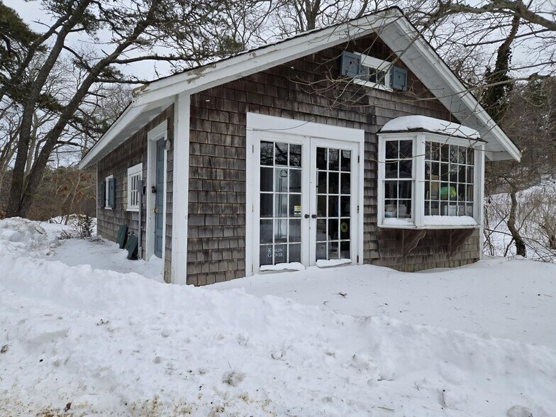 More Photos Of 2548 State Hwy Rte 6, Wellfleet Office For Sale
