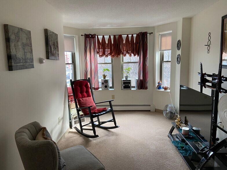 More Photos Of 28-40 Washington Ave, Chelsea Apartments For Sale