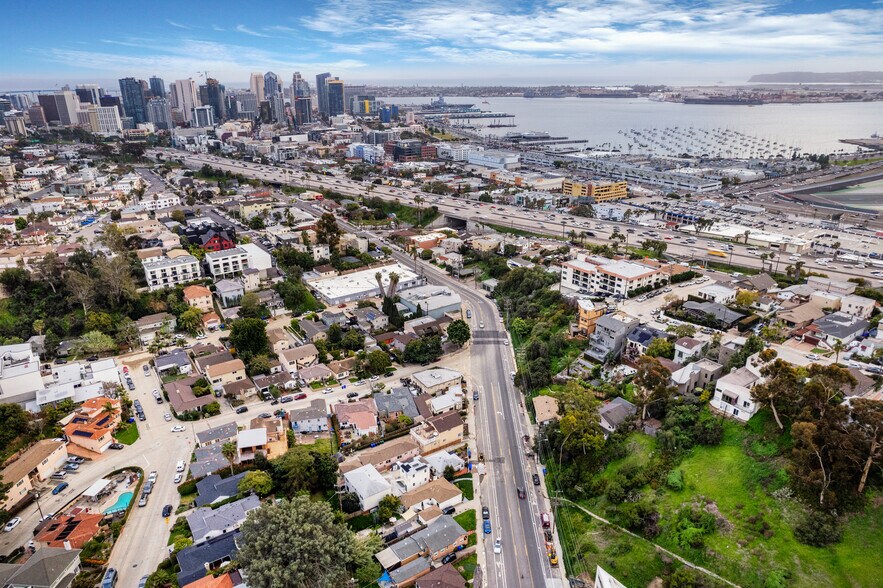 More Photos Of 2689 Reynard Way, San Diego Apartments For Sale