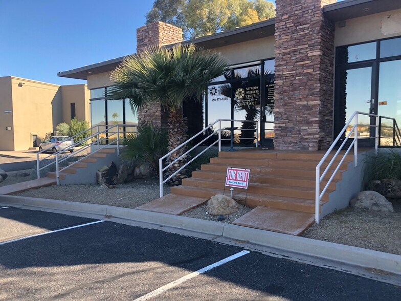 More Photos Of 25 Easy St, Carefree Office For Lease