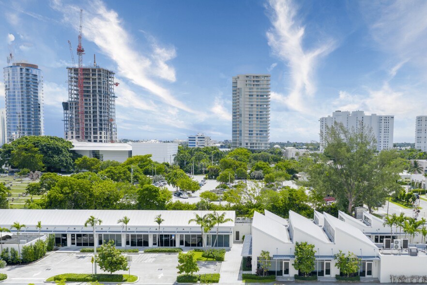 More Photos Of 501 Palm St, West Palm Beach General Retail For Lease