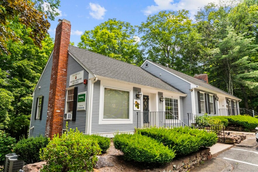 More Photos Of 45 W Main St, Avon Loft Creative Space For Sale
