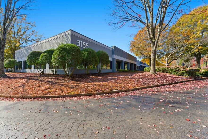 More Photos Of 3159 Royal Dr, Alpharetta Unknown For Lease