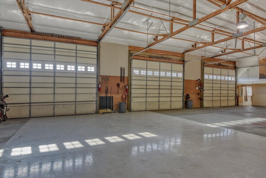 More Photos Of 17220 E Cowley Ave, Spokane Valley Warehouse For Sale