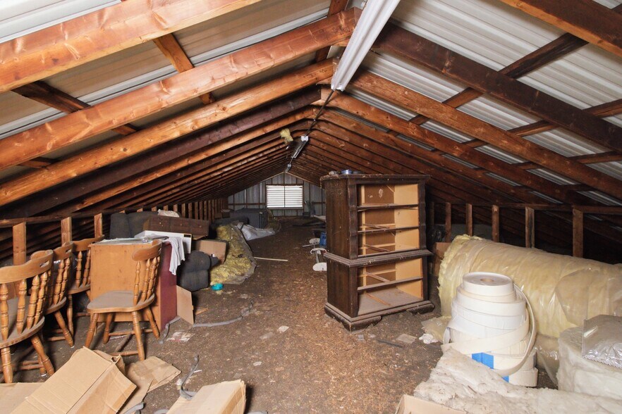 More Photos Of 902 S Hill St, West Plains Office For Sale