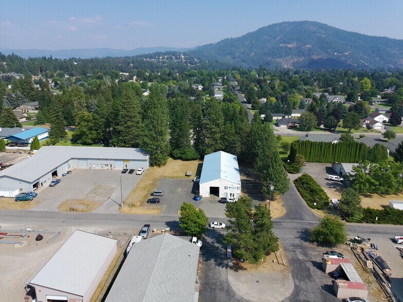 More Photos Of 7632 N Aqua Cir, Coeur d'Alene Manufacturing For Lease