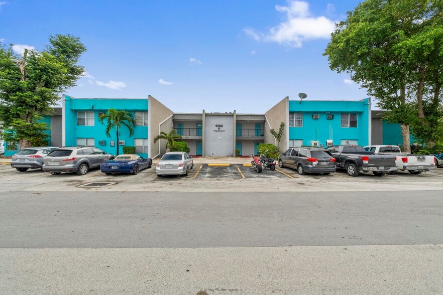 More Photos Of 6000 NW 7th St, Margate Apartments For Sale