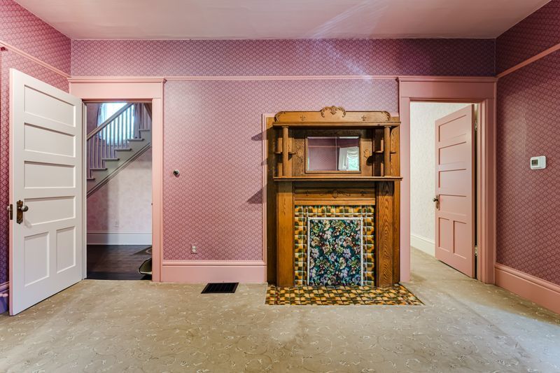 More Photos Of 412 E 13th Ave, Eugene Freestanding For Sale