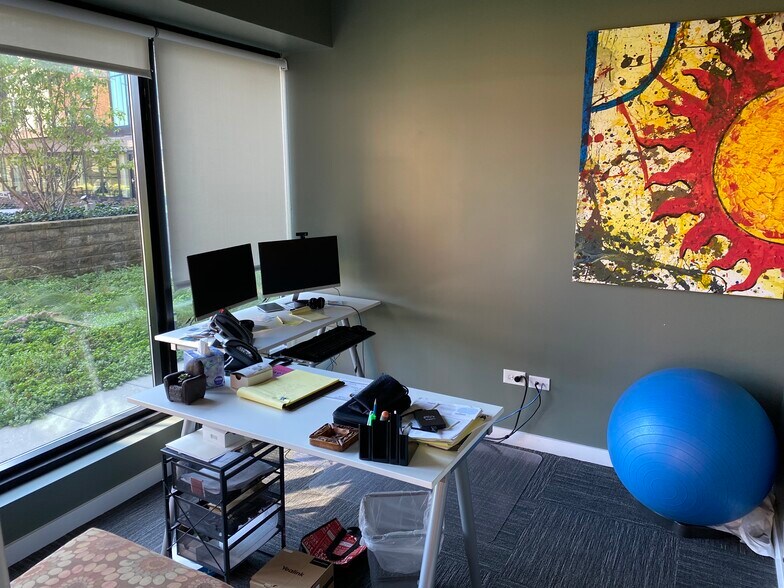 More Photos Of 847 Chicago Ave, Evanston Apartments For Lease