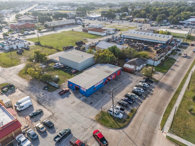 More Photos Of 1201 Preston Ave, Pasadena Auto Repair For Sale