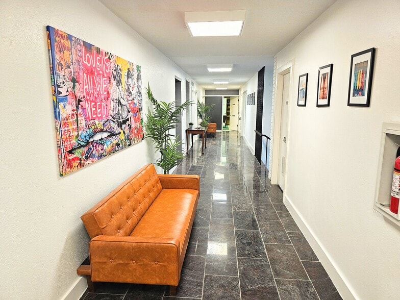 More Photos Of 622 Kempner, Galveston Loft Creative Space For Lease