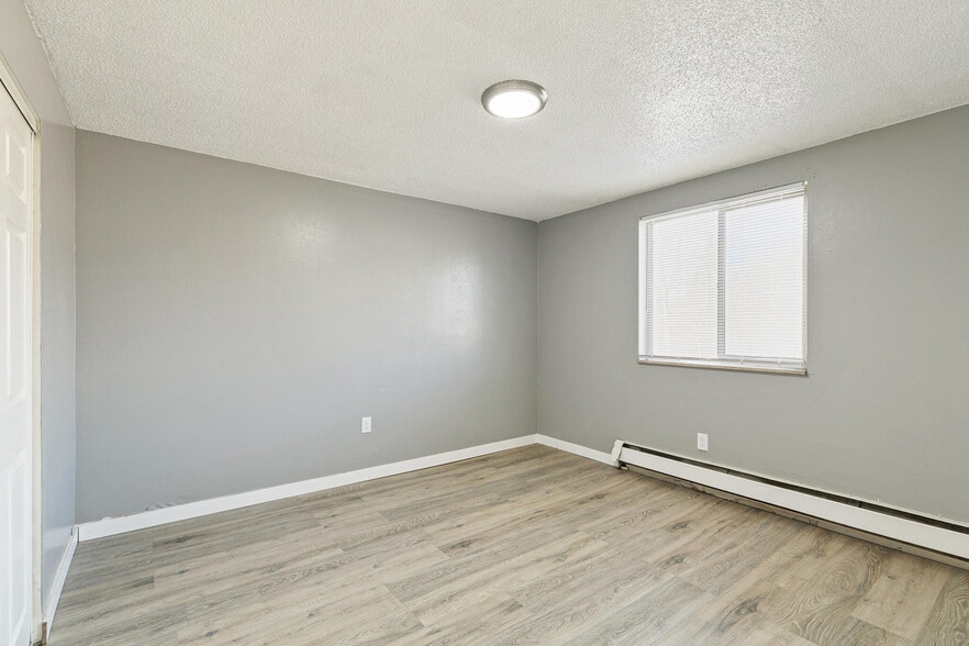 More Photos Of 5228 S Fox St, Littleton Apartments For Sale