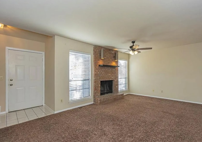 More Photos Of 812 Two Forty Pl, Oklahoma City Apartments For Sale