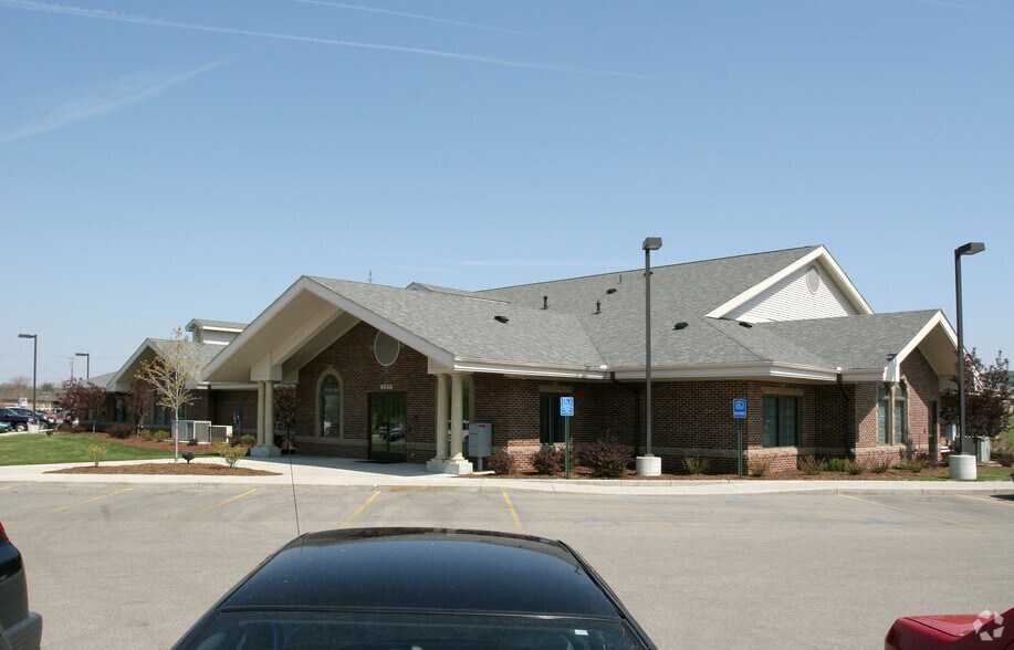 More Photos Of 4086 Legacy Pky, Lansing Office For Sale