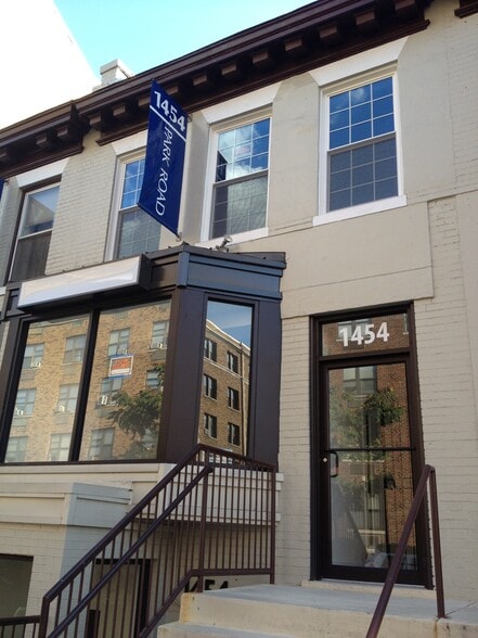 More Photos Of 1454 Park Rd NW, Washington Storefront For Sale