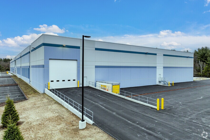 More Photos Of 2 Monarch Dr, Littleton Manufacturing For Lease