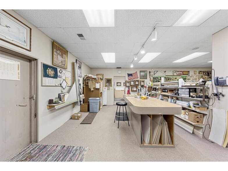 More Photos Of 206-208 Mineral Springs Rd, Owatonna Storefront Retail Office For Sale