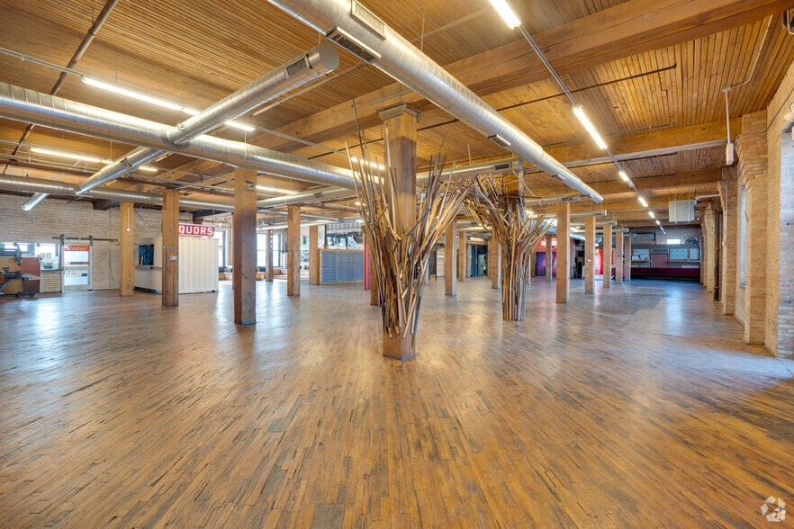 More Photos Of 2150 S Canalport Ave, Chicago Loft Creative Space For Lease