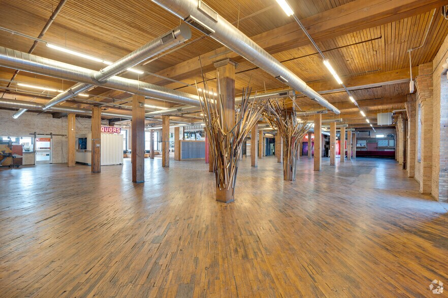 More Photos Of 2150 S Canalport Ave, Chicago Loft Creative Space For Lease