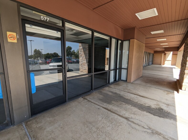 More Photos Of 559 N Mountain Ave, Upland Unknown For Lease