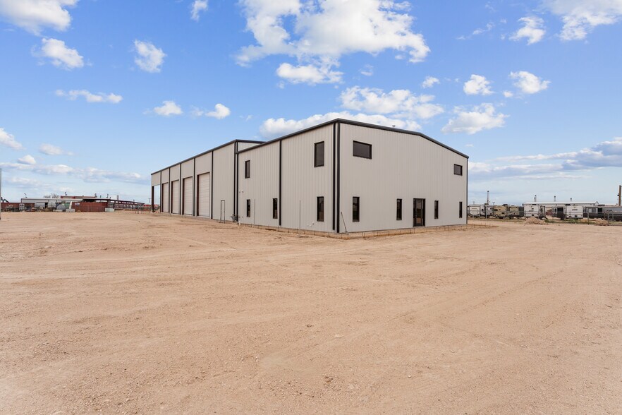 More Photos Of 7922 Interstate 20 Service rd, Odessa Warehouse For Lease