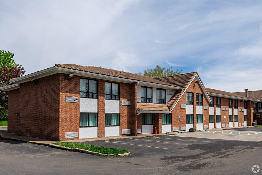More Photos Of 6577 Baptist Way, East Syracuse Hotel For Sale