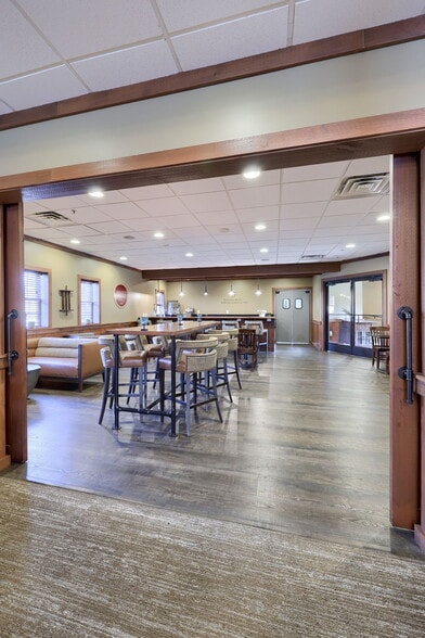 More Photos Of 3610 Newport rd, Intercourse Specialty For Lease