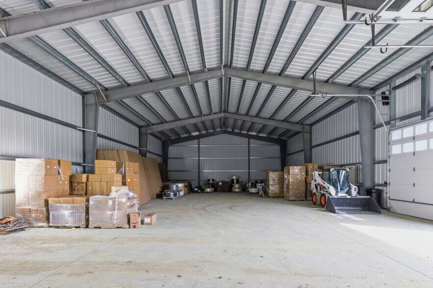 More Photos Of 30 Flagg St, Bridgewater Industrial For Sale