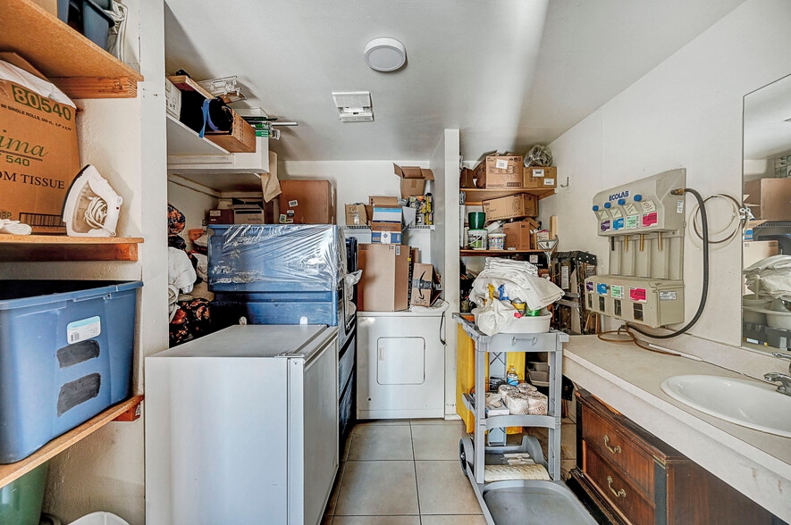 More Photos Of 2855 Fremont St, Las Vegas Hotel For Sale