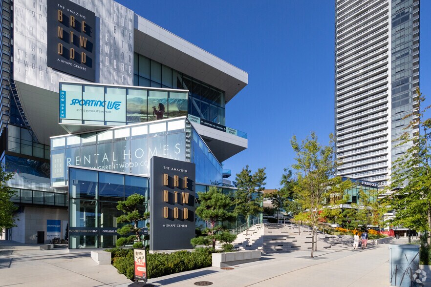 More Photos Of 4567 Lougheed Hwy, Burnaby General Retail For Lease