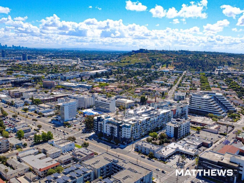 Primary Photo Of 9900 Venice Blvd, Culver City Apartments For Lease