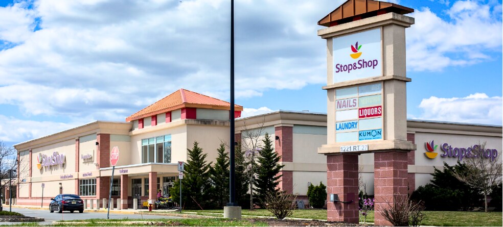 Primary Photo Of 1221 State Route 27, Somerset Supermarket For Lease