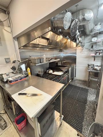 More Photos Of 44 US Route 4, Bridgewater Corners Freestanding For Sale