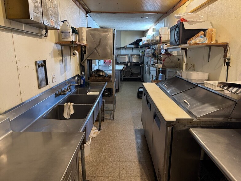 More Photos Of 68290 S Main St, Iron River General Retail For Sale