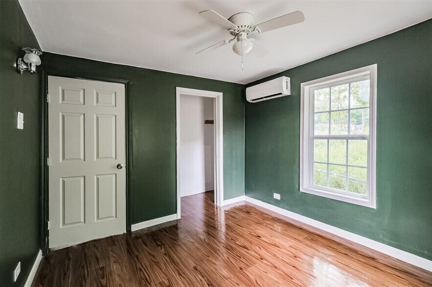 More Photos Of 3349 Anita St, Houston Specialty For Sale