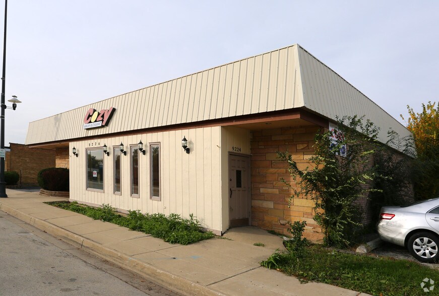 More Photos Of 9224 N Waukegan Rd, Morton Grove Freestanding For Sale