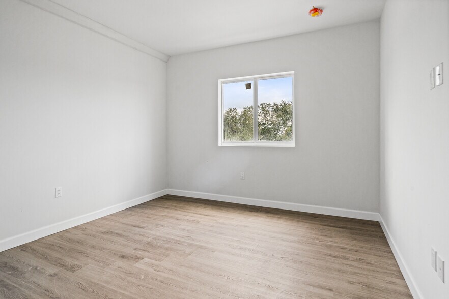 More Photos Of 2311 NW 22nd Ave, Miami Apartments For Sale