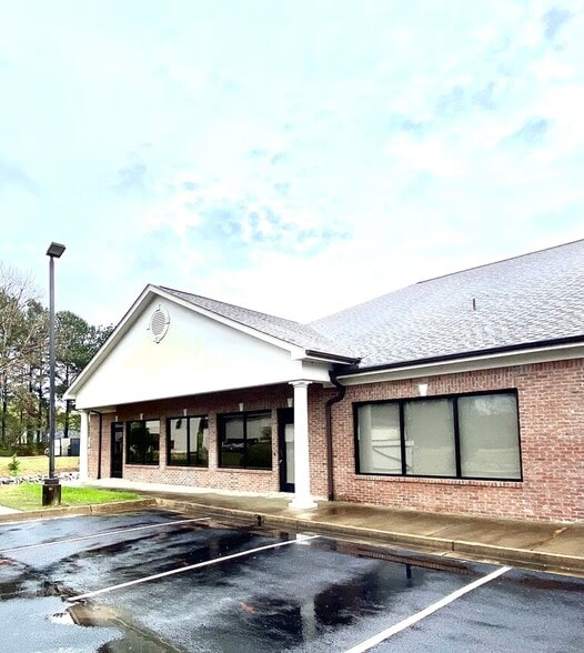 Primary Photo Of 2714 West Oxford Loop, Oxford Office For Lease