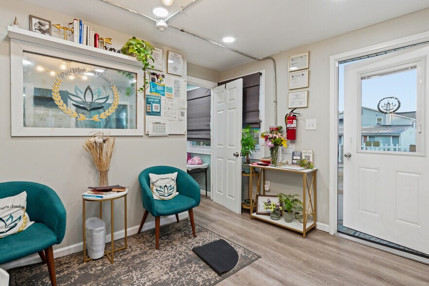 More Photos Of 248 Loudoun St SW, Leesburg Daycare Center For Lease