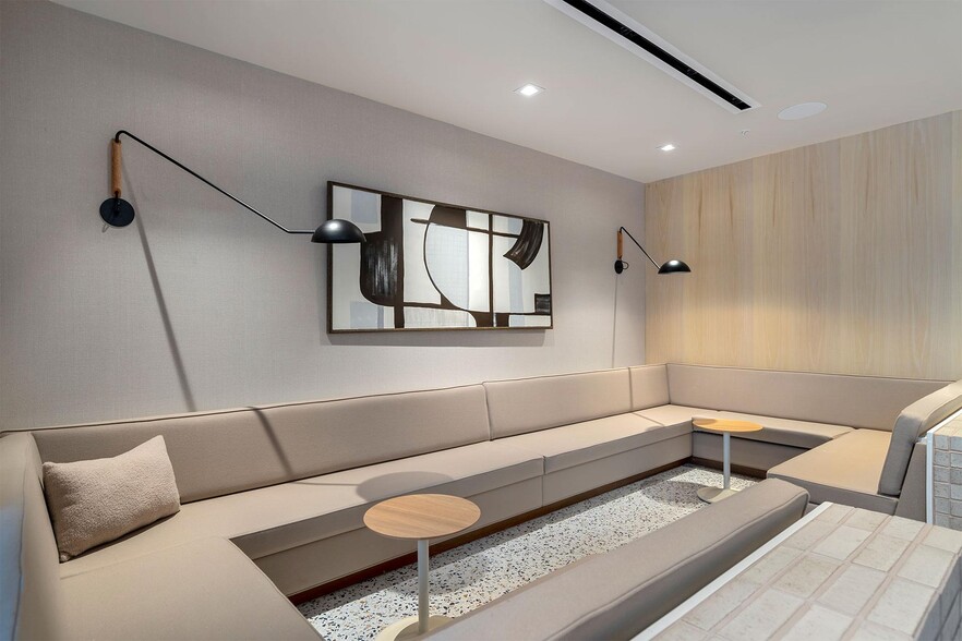 More Photos Of 414 Walnut St, Cincinnati Apartments For Lease