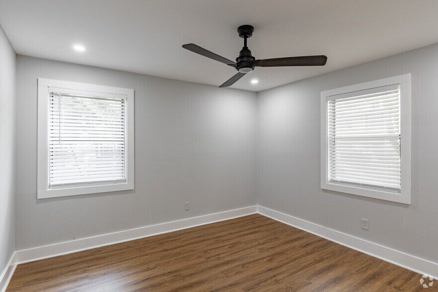 More Photos Of 1031 Scott Blvd, Decatur Apartments For Sale